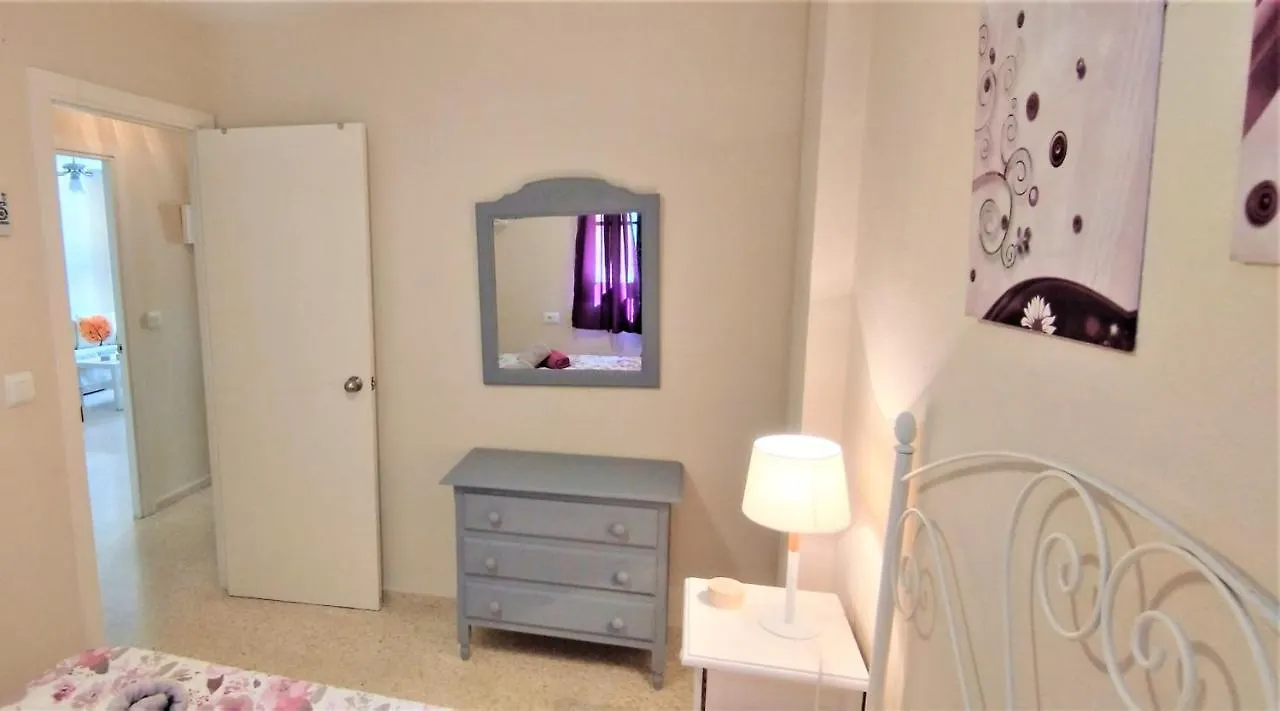 아파트 Apartamento Tres Carabelas Ii, Ac, Wifi, Parking 산루카데바라메다